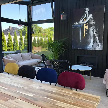 Magnolia - I Sprzet Do Polawiania Bursztynu -wodery, Podbieraki, Latarki Uv - Zabaw- Rowery - Kawa Z Ekspresu