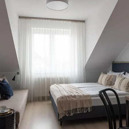 Magnolia - I - Rowery - Plac Zabaw Montessori - Basen - Pokój Zabaw Jantar