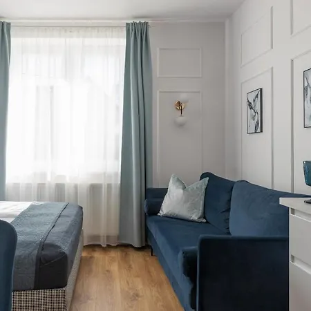 Magnolia - I - Rowery - Plac Zabaw Montessori - Basen - Zabaw Farmház Jantar