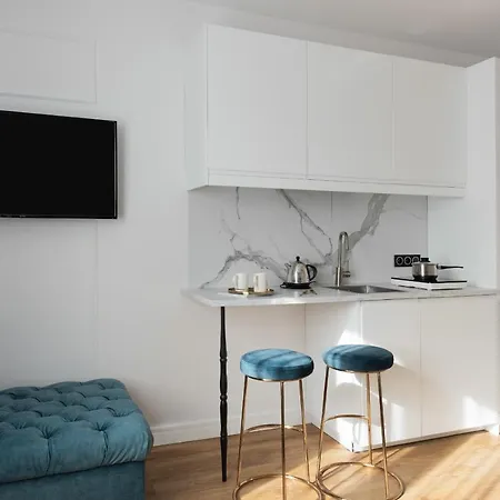 Magnolia - I Sprzet Do Polawiania Bursztynu -wodery, Podbieraki, Latarki Uv - Zabaw- Rowery - Kawa Z Ekspresu Çiftlik konaklama