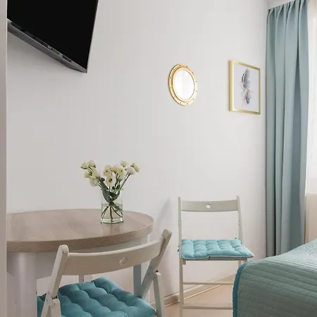 Magnolia - I Sprzet Do Polawiania Bursztynu -wodery, Podbieraki, Latarki Uv - Zabaw- Rowery - Kawa Z Ekspresu ヤンタル