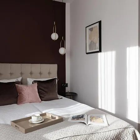 Magnolia - I - Rowery - Plac Zabaw Montessori - Basen - Zabaw Κατάλυμα σε φάρμα *