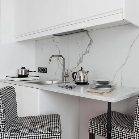 Magnolia - I Sprzet Do Polawiania Bursztynu -wodery, Podbieraki, Latarki Uv - Zabaw- Rowery - Kawa Z Ekspresu