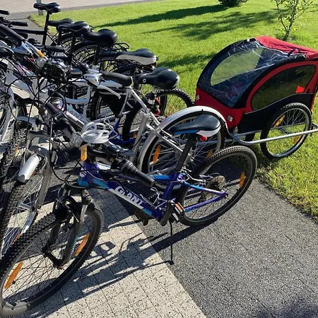 Gospodarstwo agroturystyczne Magnolia - I - Rowery - Plac Zabaw Montessori - Basen - Pokój Zabaw Jantar