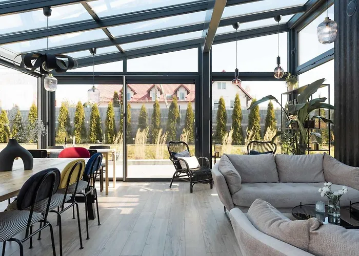 Magnolia - I Sprzet Do Polawiania Bursztynu -wodery, Podbieraki, Latarki Uv - Zabaw- Rowery - Kawa Z Ekspresu Jantar