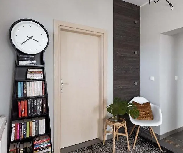 Magnolia - I Sprzet Do Polawiania Bursztynu -wodery, Podbieraki, Latarki Uv - Zabaw- Rowery - Kawa Z Ekspresu Feriegård *