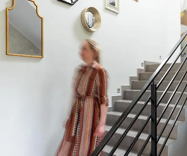 Magnolia - I Sprzet Do Polawiania Bursztynu -wodery, Podbieraki, Latarki Uv - Zabaw- Rowery - Kawa Z Ekspresu