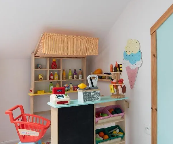 Magnolia - I Sprzet Do Polawiania Bursztynu -wodery, Podbieraki, Latarki Uv - Zabaw- Rowery - Kawa Z Ekspresu