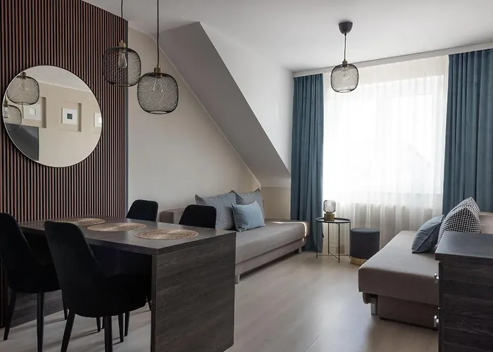 Magnolia - I Sprzet Do Polawiania Bursztynu -wodery, Podbieraki, Latarki Uv - Zabaw- Rowery - Kawa Z Ekspresu