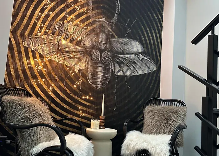 Magnolia - I Sprzet Do Polawiania Bursztynu -wodery, Podbieraki, Latarki Uv - Zabaw- Rowery - Kawa Z Ekspresu Feriegård